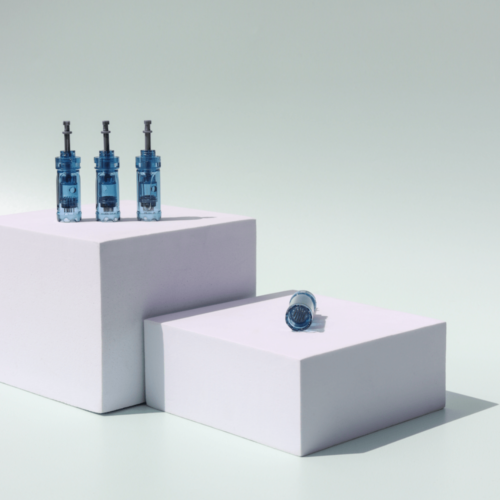 Whether it's your skin; face, neck, neckline, stomach, thighs, buttocks, or scalp, adding the 36-Pin Microneedle Cartridges for your Dr. Pen A9 Microneedling Pen is suitable for all. From body scarring and stretch marks to hair loss treatment, the 36-Pin Microneedle Cartridges is perfect for addressing skin issues.