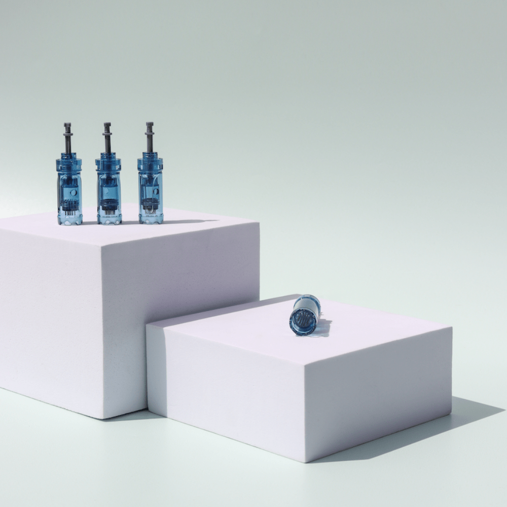 Whether it's your skin; face, neck, neckline, stomach, thighs, buttocks, or scalp, adding the 36-Pin Microneedle Cartridges for your Dr. Pen A9 Microneedling Pen is suitable for all. From body scarring and stretch marks to hair loss treatment, the 36-Pin Microneedle Cartridges is perfect for addressing skin issues.